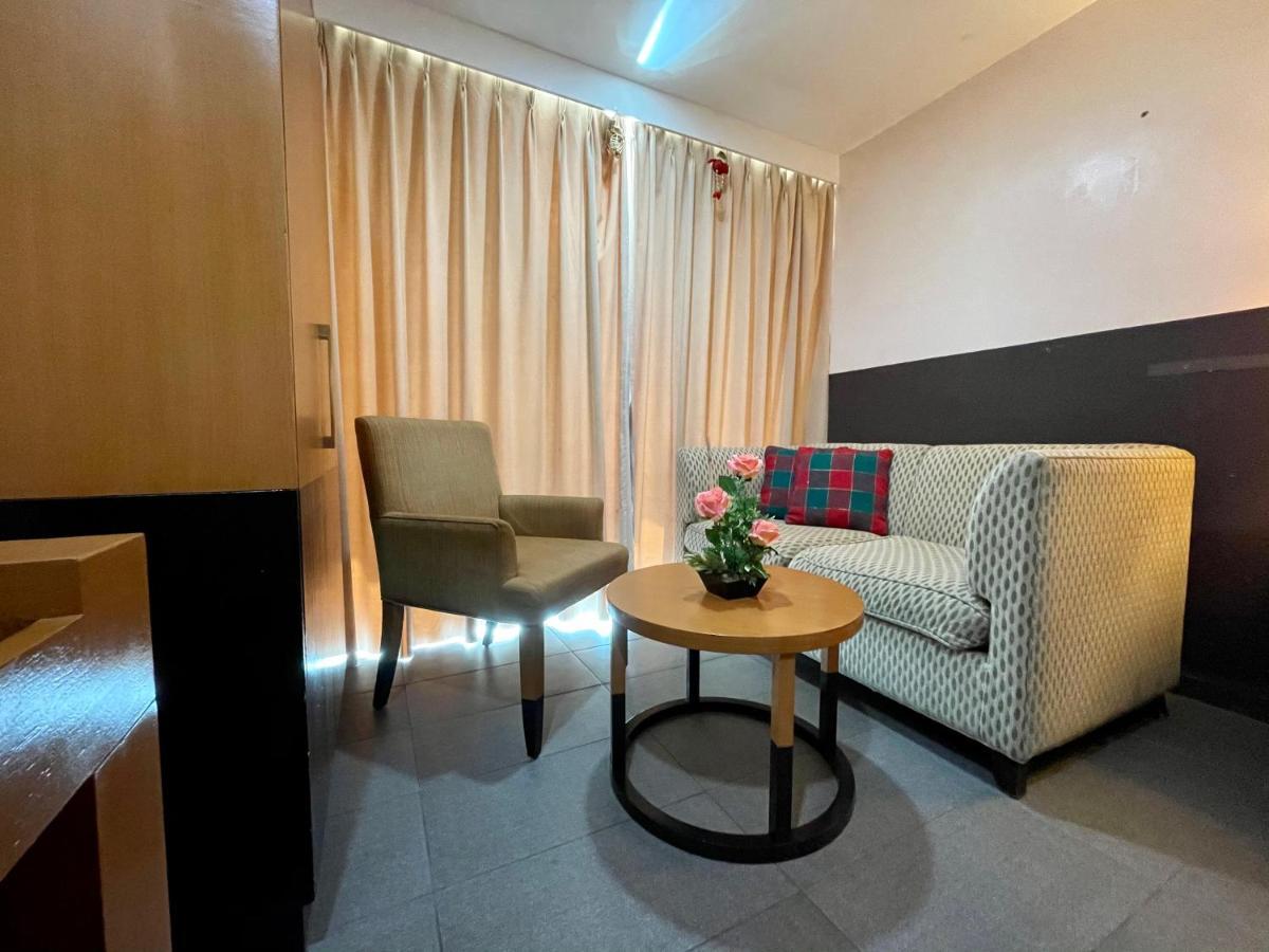 One Tagaytay Place Private Residences Tagaytay City Kültér fotó