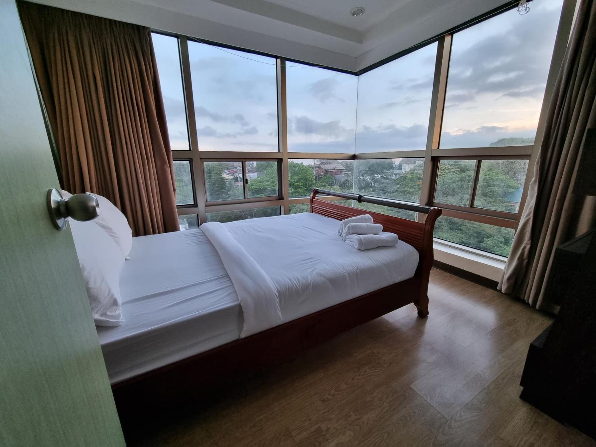 One Tagaytay Place Private Residences Tagaytay City Kültér fotó